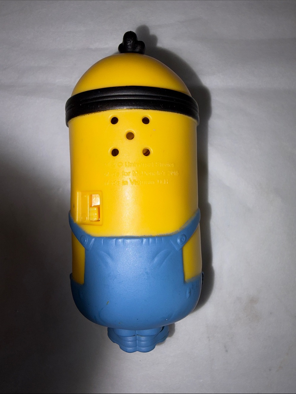 McDonald’s Universal Yellow & Blue Minion Character Figure Set - Picture 14 of 14
